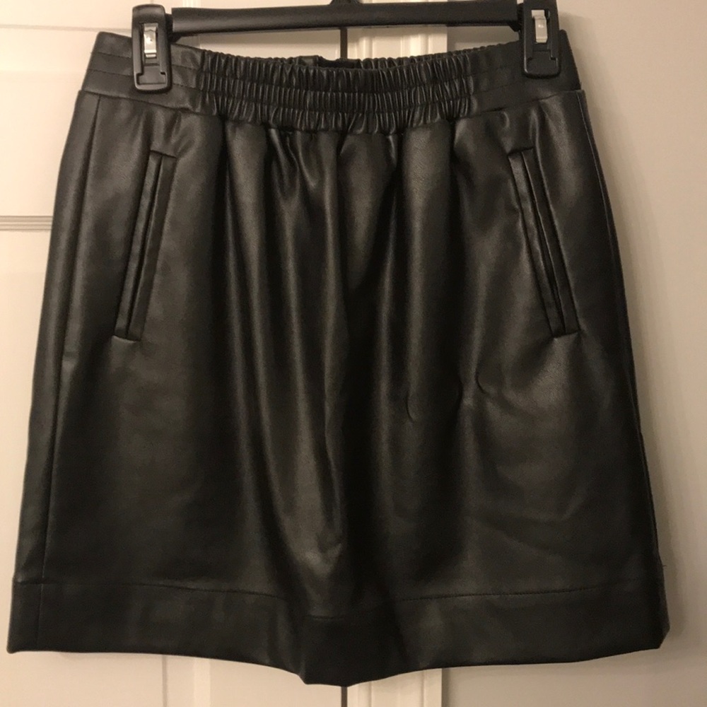 Brand new with tags women’s leather Loft skirt
